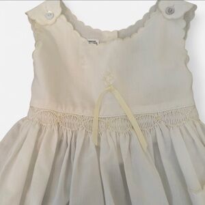 Vintage Sarah Louise England Girls Ivory Hand Smocked Dress Sz 2 Heirloom VGUC